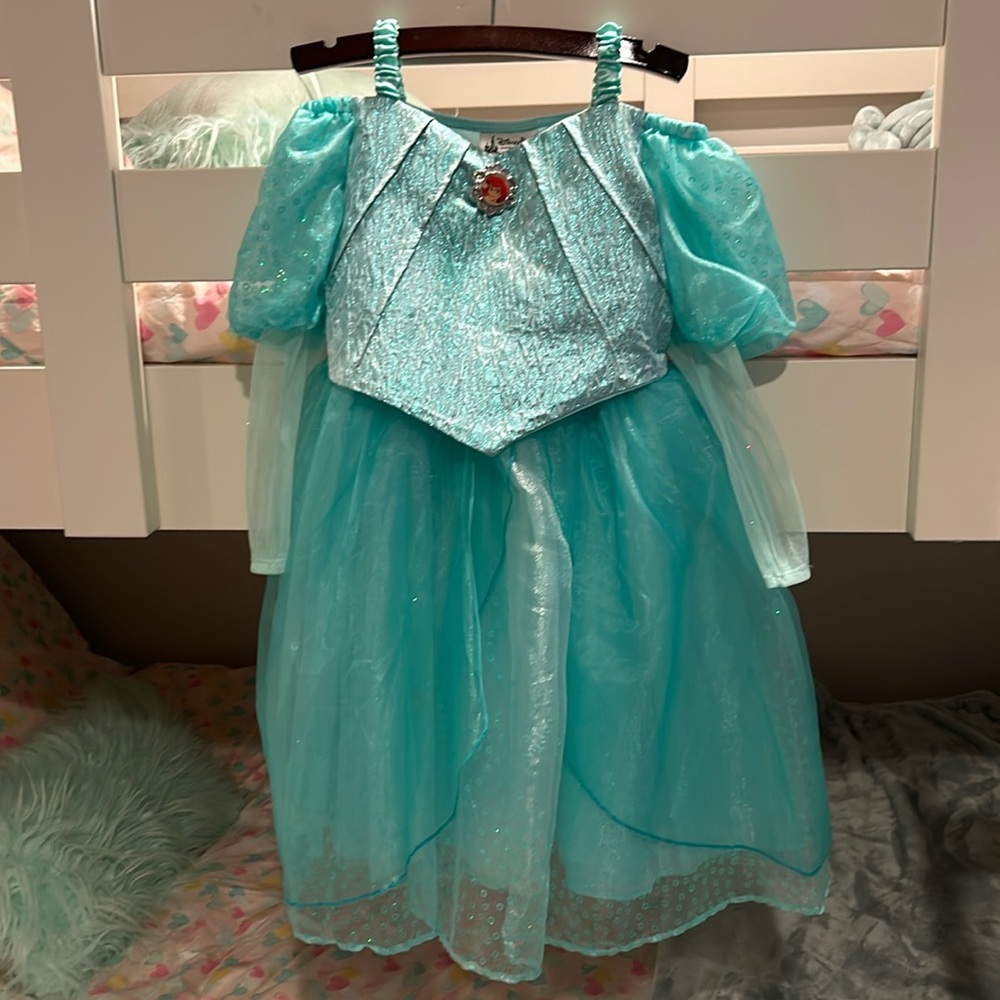 Charming Ariel Mermaid Gown - Excellent Condition Size 6